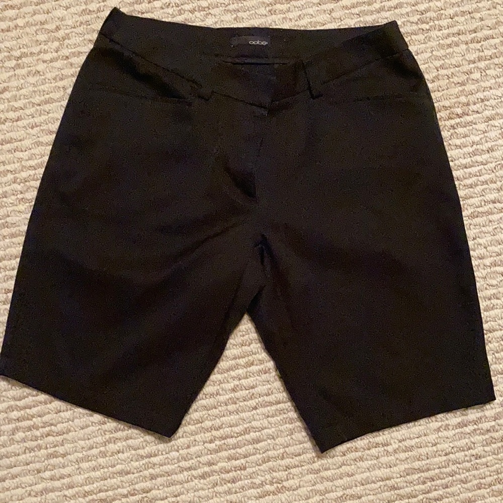⭐️⭐️ Oobē Golf shorts - size 6 - flat front with front and back pockets